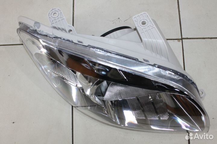 Фара правая Chevrolet Aveo t250 седан
