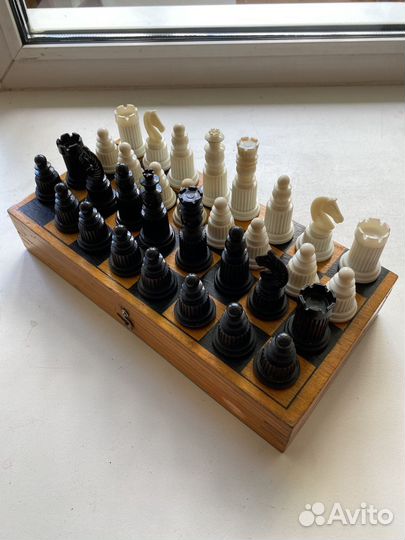 Шахматы СССР №10 карболитовые