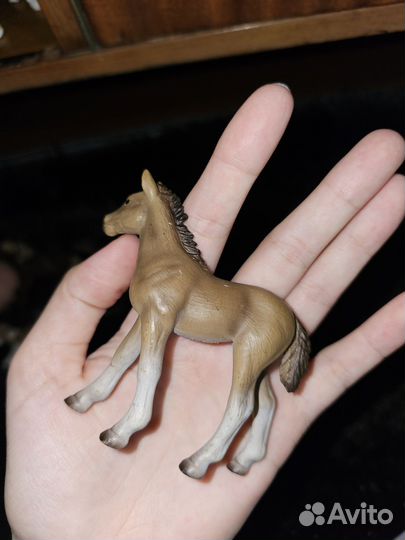 Фигурки лошадей шляйх лошадки Schleich игрушки
