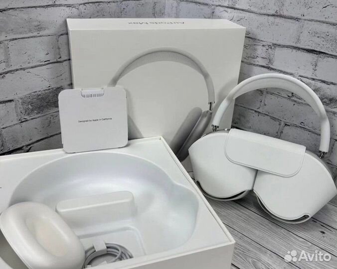 AirPods Max (Premium)