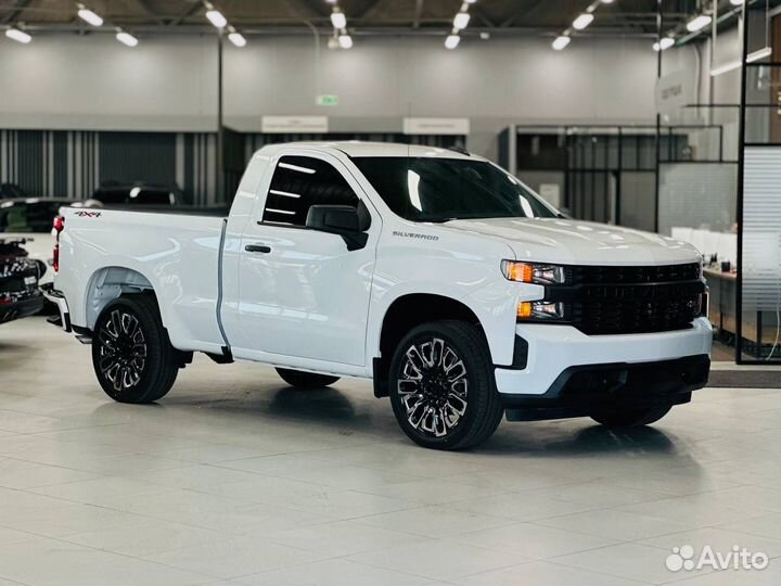 Chevrolet Silverado 5.3 AT, 2022, 144 км