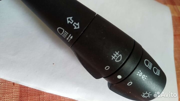 Подрулевой переключатель лев(света) Logan 2 14