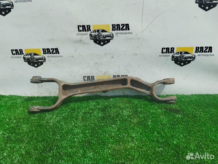Рычаги задний продольный правый Volvo XC90
