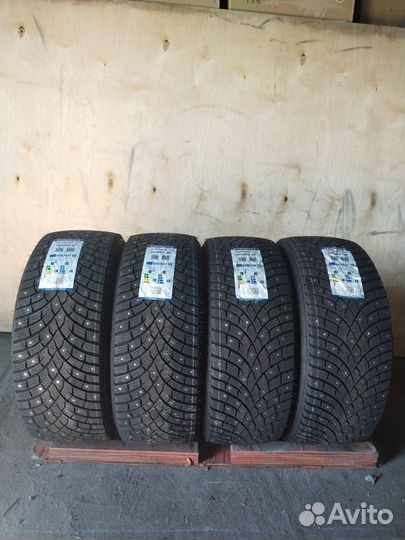 Triangle IcelynX TI501 235/45 R18 98T