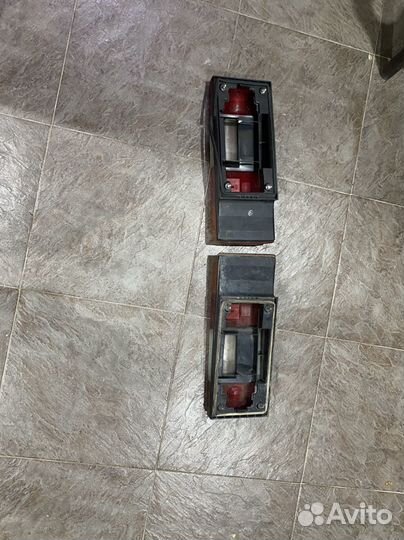 Задние фары