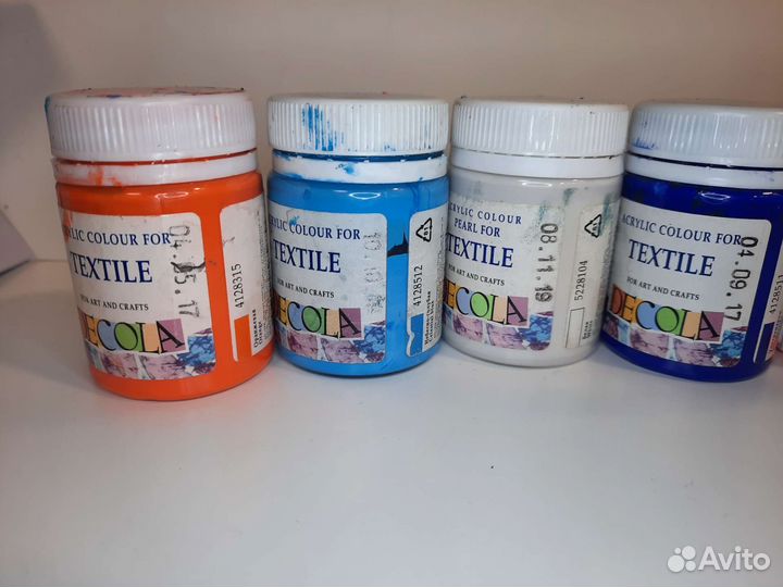 Акриловые краски для ткани