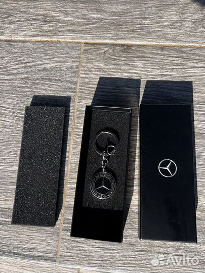 Оригинальный брелок Mercedes-Benz