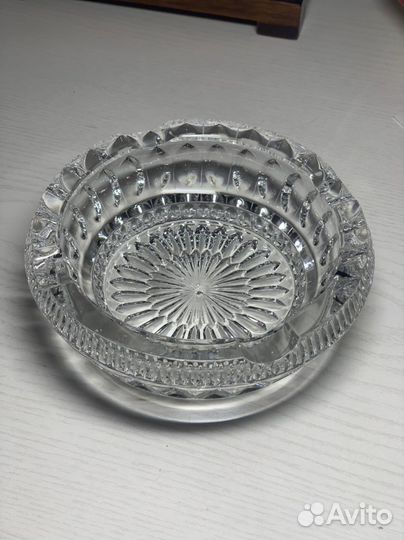 Хрустальная пепельница