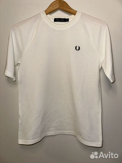 Новая футболка Fred Perry