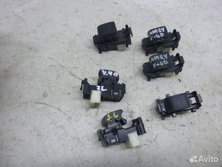 Кнопка стеклоподъемника toyota camry V40 2006