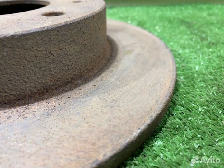 Диск тормозной передний Nissan Wingroad Y10 GA15DE