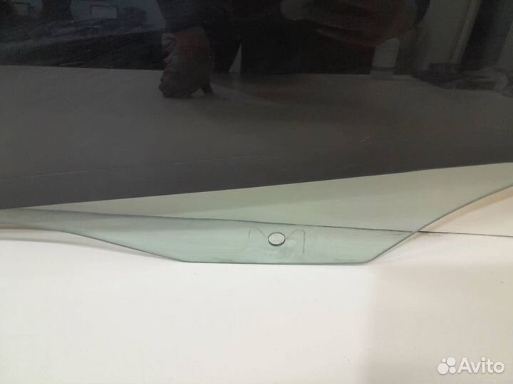 Стекло двери задней левой Geely Emgrand EC7 2008