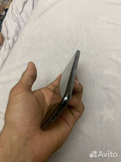 Телефон iPhone x