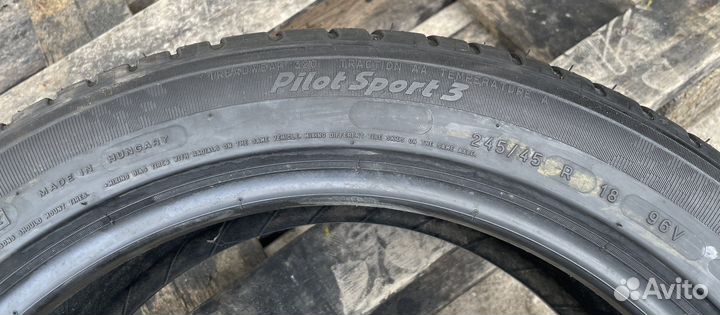 Michelin Pilot Sport 3 245/45 R18