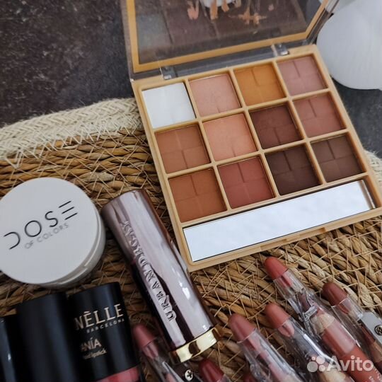 Набор косметики для визажиста пакетом