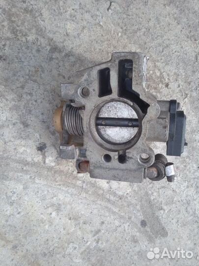 Дроссельная заслонка Лада 2111