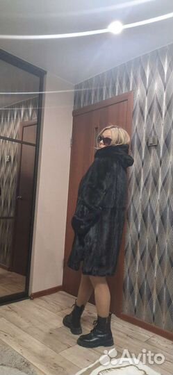 Шуба норковая с капюшоном