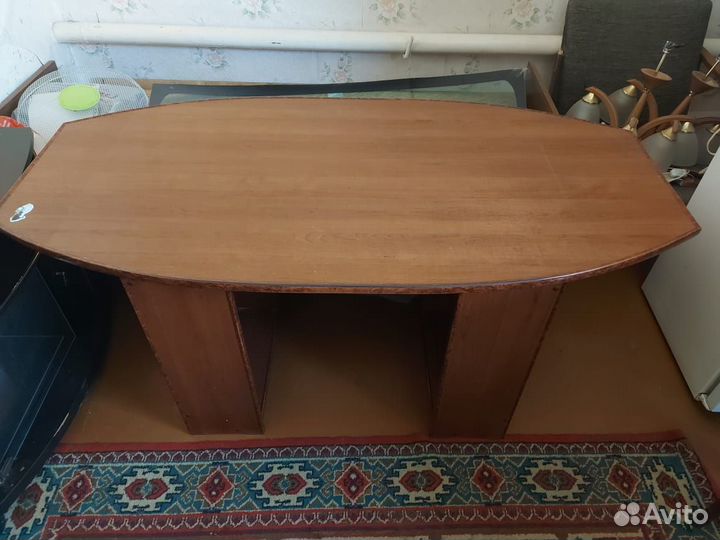 Продам письменный стол