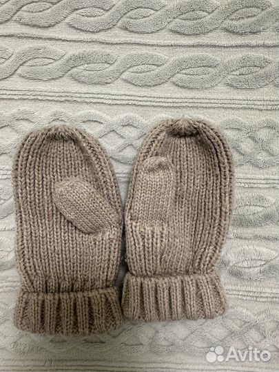 Шапка, шарф и варежки zara