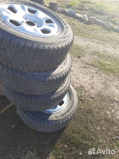 Nordman Nordman 4 215/65 R16