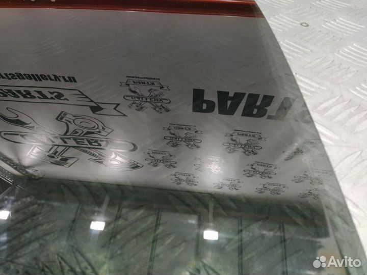 Стекло двери заднее правое Mercedes-Benz Glc X253