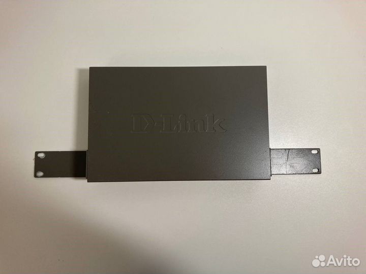 Коммутатор D-Link DES-1016D