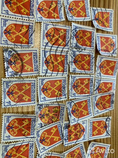 15 французских марок 1950-60гг. Гербы городов и ре