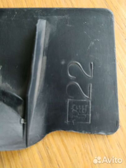 Молдинг багажника 