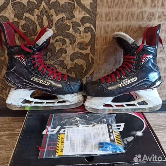 Хоккейные коньки Bauer Vapor x900 (6ee)