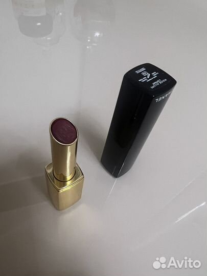 Помада Chanel Rouge Allure L'extrait 824