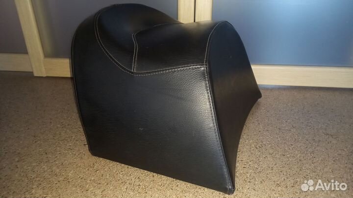 Сиденье пассажирское со спинкой для снегохода BRP