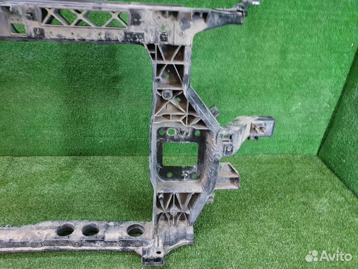 Панель передняя/телевизор (в сборе) Hyundai Santa Fe