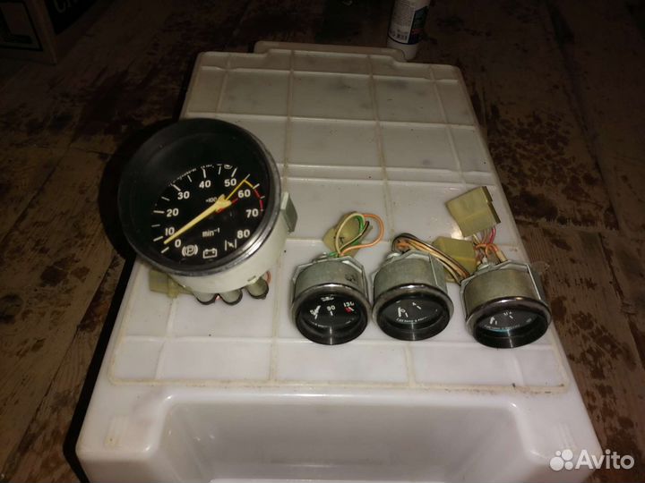 Приборы ваз 2106