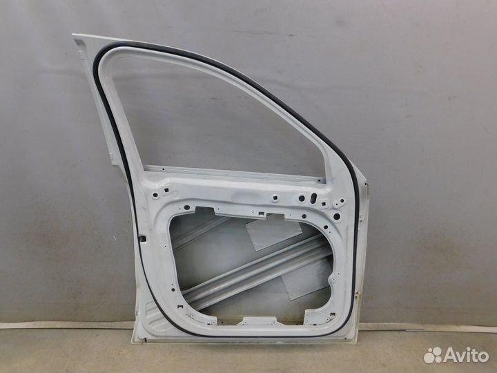 Дверь передняя левая Volvo XC90