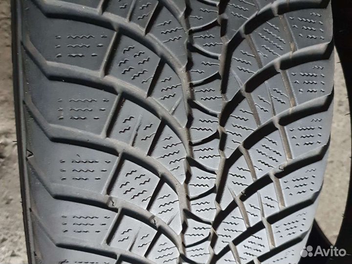 Kumho WinterCraft WP71 235/45 R17 97V