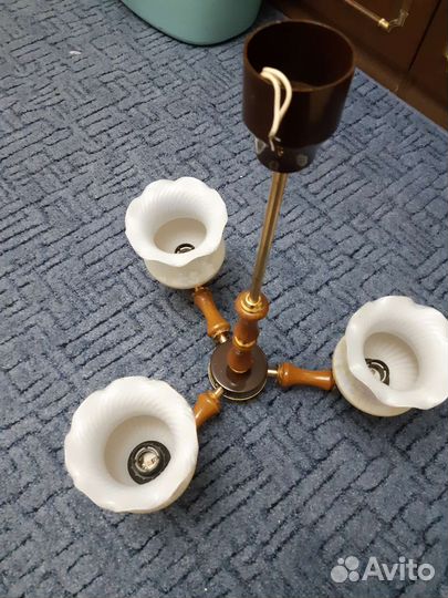 Обычная люстра