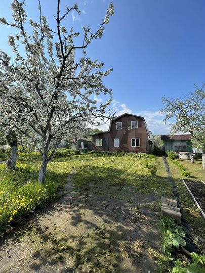 Дача 98 м² на участке 4 сот.