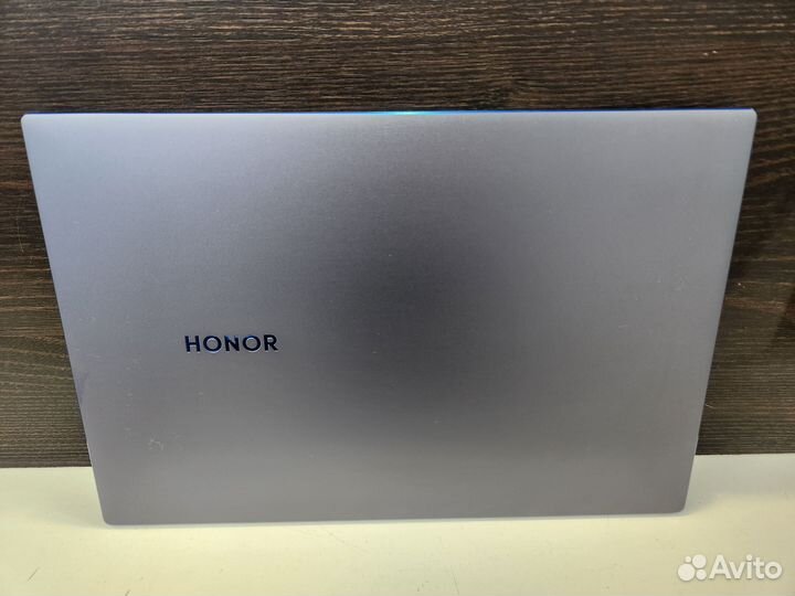 Ультрабук Honor magicbook 14 AMD raizen 5 5500U