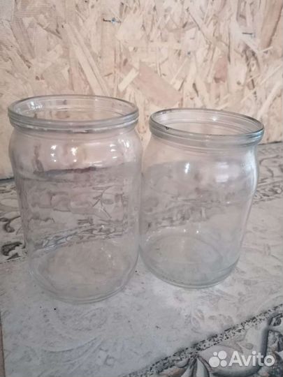 Банка стеклянная
