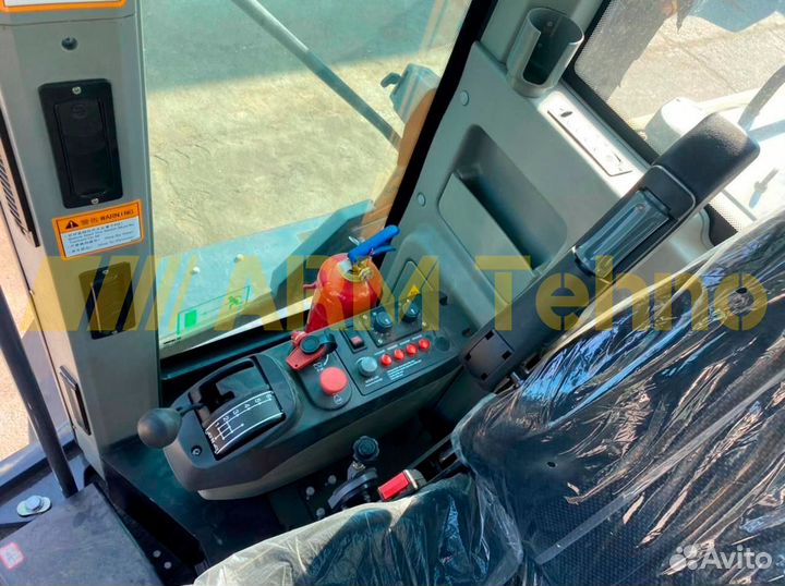 Автогрейдер XCMG GR215A, 2023