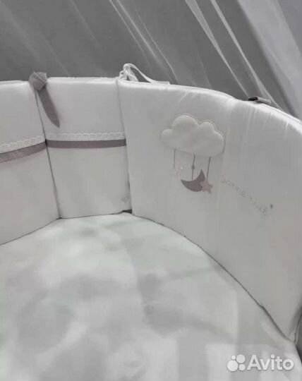 Бортики на кроватку прямоугольную или круглую