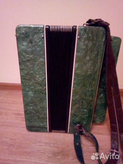 Баян кировский Мелодия с двумя регистрами