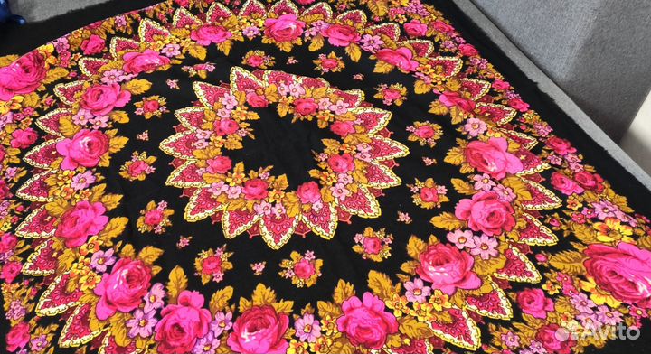 Платки женские