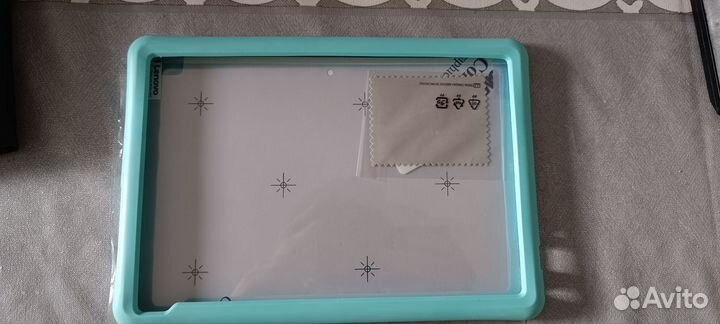 Чехлы для iPad