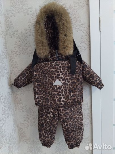 Зимний комбинезон для девочки