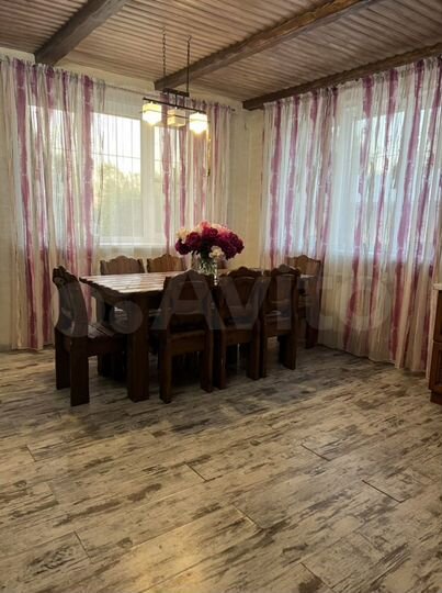 Дом 140 м² на участке 8 сот.