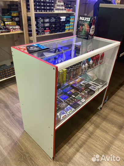 Витрины и стойка админа