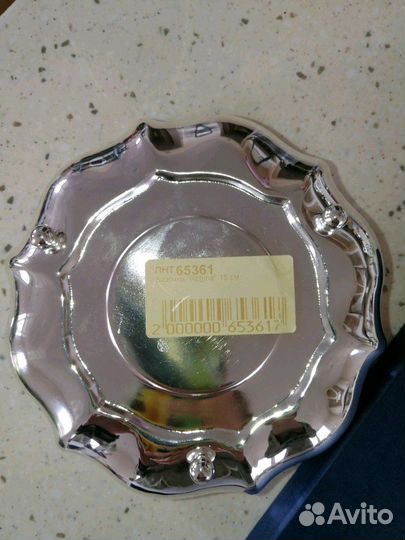 Новая ваза, Италия