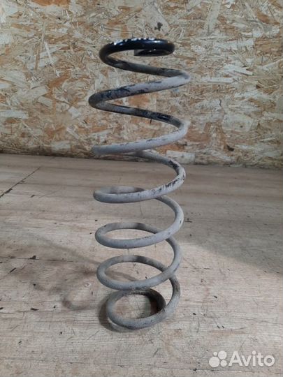 Пружина задняя Mazda Demio DY3W 1.3 2002