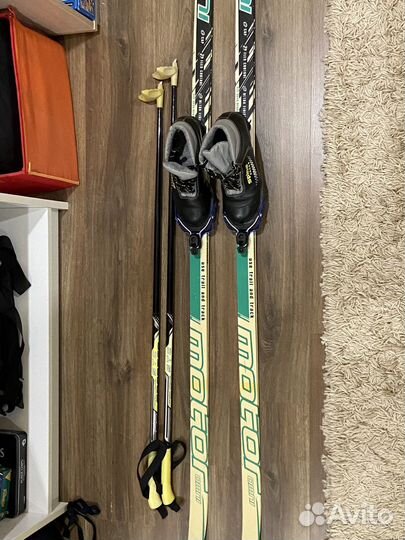 Комплект детских лыж 160